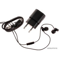 Телефон Nokia Lumia 820