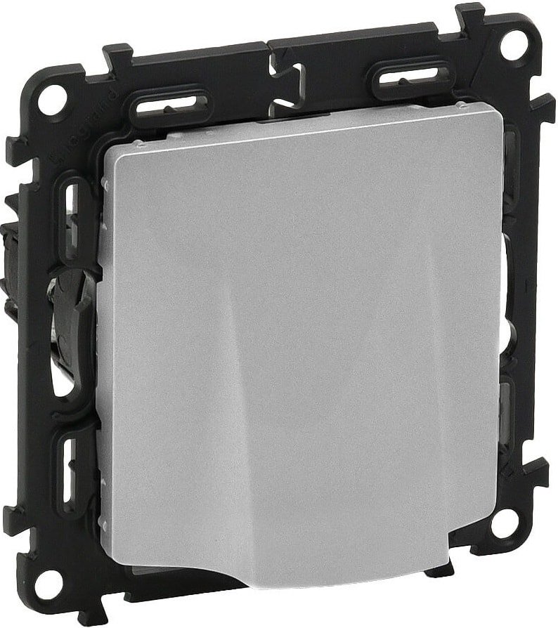 

Вывод кабеля Legrand Valena Life 753334 (алюминий)
