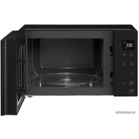 Микроволновая печь LG MS23M38GIB