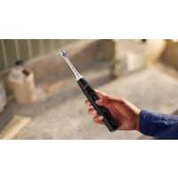 Электрическая зубная щетка Philips Sonicare 6100 HX7401/01