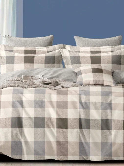 

Постельное белье GoodNight Сатин Делюкс 2508 2сп с европростыней 436721 (50x70, с компаньоном)