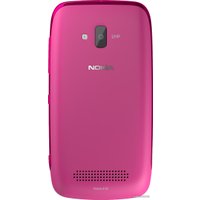 Телефон Nokia Lumia 610