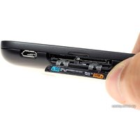 Телефон BlackBerry Q5