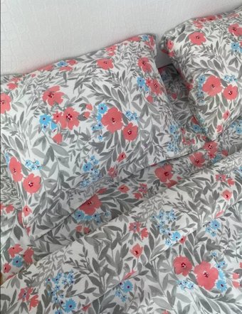Постельное белье Swed House МТ 2сп (серый/розовые и голубые цветы)