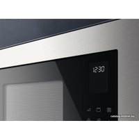 Микроволновая печь Electrolux EMS4253TEX