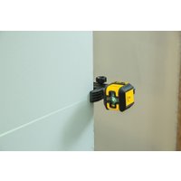 Лазерный нивелир Stanley STHT77499-1