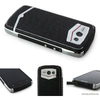 Телефон Doogee DG700