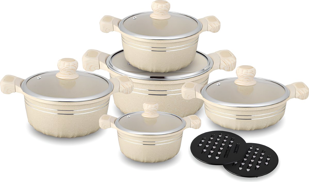 

Набор кастрюль UCC Life UC3112