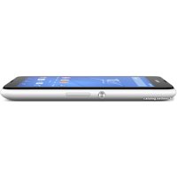 Телефон Sony Xperia E4g