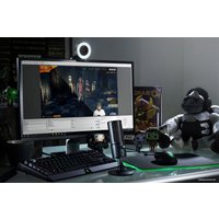 Проводной микрофон Razer Seiren X