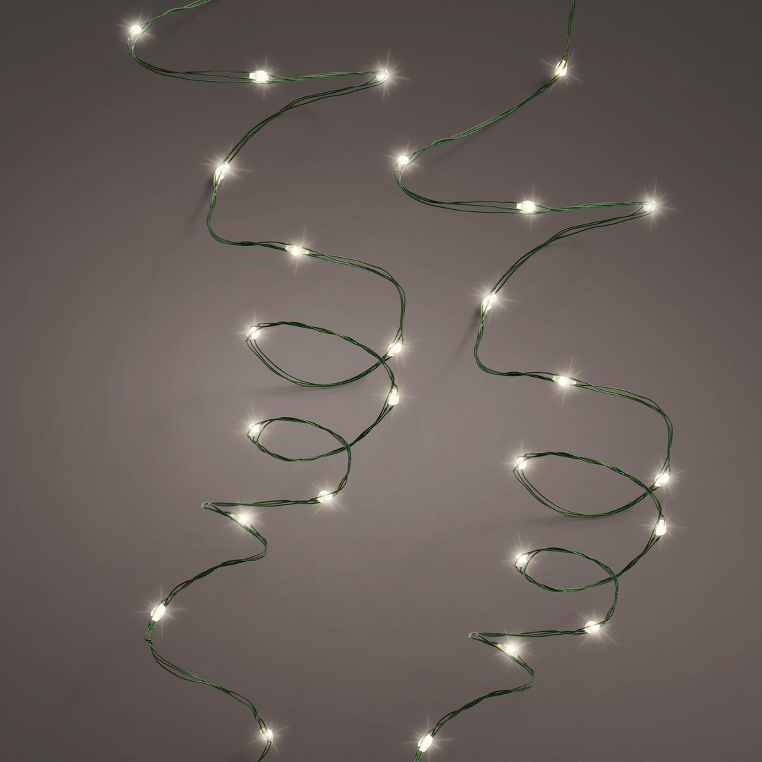

Гирлянда роса Lumineo Basic Micro LED flex string 27 м 493235