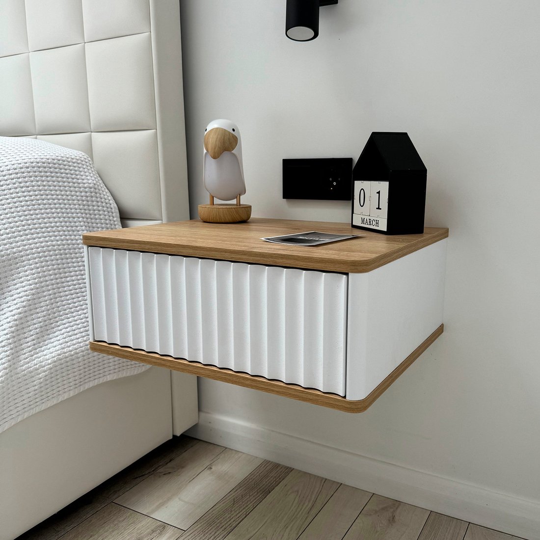 

Тумба Shtabe Royal 5000 эко (белый/дуб кантри золотой)