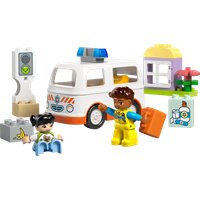 Конструктор LEGO Duplo Скорая помощь и водитель 10447