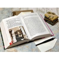 Книга издательства Эксмо. Знаменитые расследования Мисс Марпл (Кристи А.)