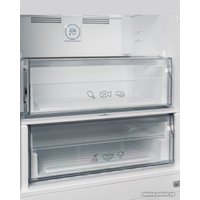 Холодильник Schaub Lorenz SLU S379W4E