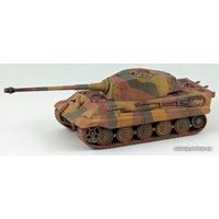 Сборная модель Italeri 7004 Немецкий тяжелый танк Sd. Kfz. 182 King Tiger