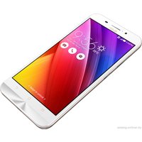 Смартфон ASUS ZenFone Max (2016) 2GB/32GB [ZC550KL] White