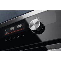 Электрический духовой шкаф Electrolux OKD6P77WX