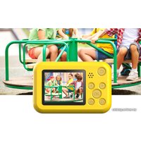 Экшен-камера SJCAM FunCam (лев)