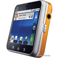 Телефон Motorola FlipOut