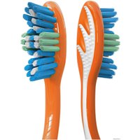 Набор зубных щеток Colgate Тройное действие (2 шт)