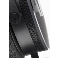 Наушники AKG Y50 (черный)