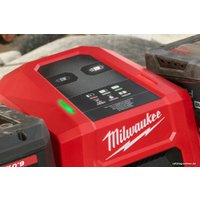 Зарядное устройство Milwaukee M18 M18DBSC 4932492531 (18В)