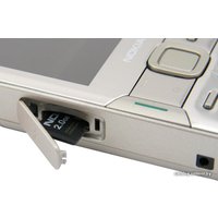 Телефон Nokia N82