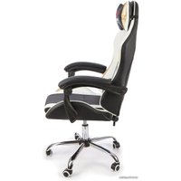 Игровое (геймерское) кресло Calviano Ultimato (черный/белый/золотистый)