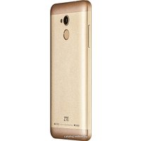 Смартфон ZTE Blade V7 Lite Gold