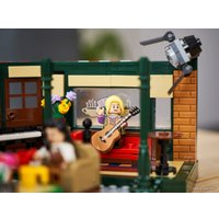 Конструктор LEGO Ideas 21319 Центральная кофейня