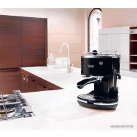 Рожковая кофеварка DeLonghi ECO 311.BK