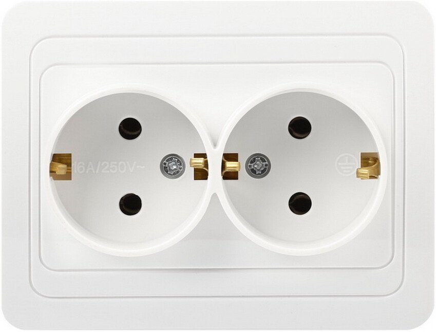 Розетка SmartBuy SBE-02w-16-S2-Z