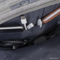 Городской рюкзак Rivacase 7760 (серый)