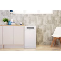 Отдельностоящая посудомоечная машина Indesit DSFC 3T117