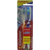 Набор зубных щеток Colgate Тройное действие (2 шт)