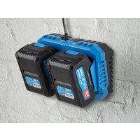 Аккумулятор с зарядным устройством Bull XLTpro 2329062 (18В/2x4 Ah + 18В)