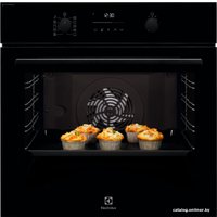 Электрический духовой шкаф Electrolux SteamBake 600 EOD6C77WZ
