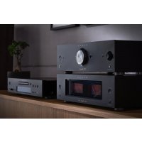 Предварительный усилитель Onkyo P-80 (черный)
