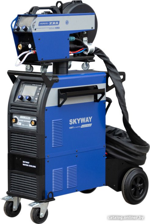 Сварочный инвертор AuroraPRO SKYWAY 550 Synergic с водяным охлаждением