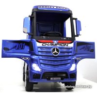 Электромобиль RiverToys Mercedes-Benz Actros 4WD HL358 с прицепом (синий)