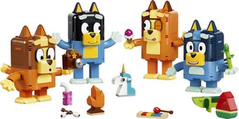 Конструктор LEGO Bluey 11217 Семья Блуи из кубиков
