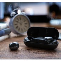 Наушники Jade Audio EW1