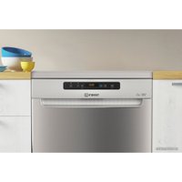 Отдельностоящая посудомоечная машина Indesit DFO 3T133 A F X