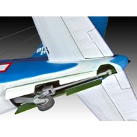 Сборная модель Revell 04781 Палубный одноместный истребитель Vought F4U-1D Corsair