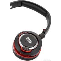 Наушники Creative Sound Blaster EVO