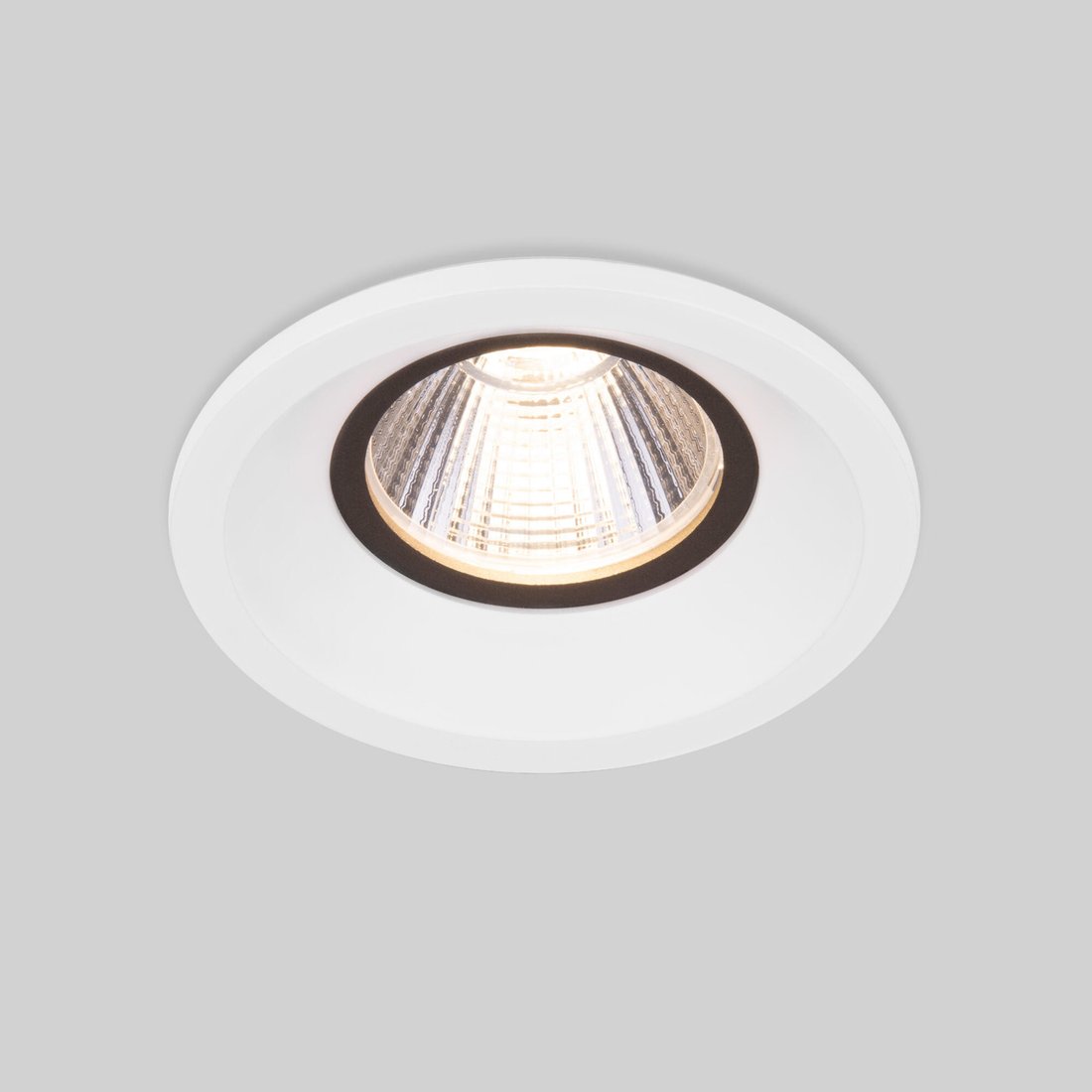 

Точечный светильник Elektrostandard 25024/LED (белый)
