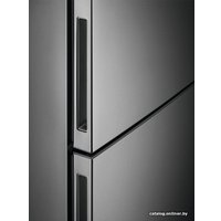 Холодильник Electrolux LNT7ME36X3