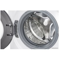 Стирально-сушильная машина LG F2J6NM1W