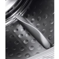Сушильная машина Electrolux PerfectCare 800 EW8H359S